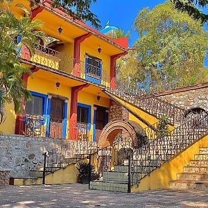 Hotel Rancho Escondito